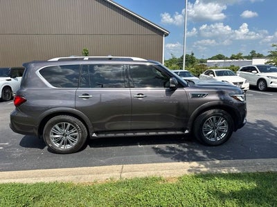 2023 INFINITI QX80 LUXE 4WD