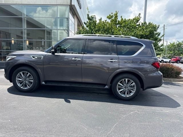2023 INFINITI QX80 LUXE 4WD