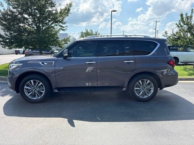 2023 INFINITI QX80 LUXE 4WD