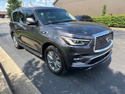 2023 INFINITI QX80 LUXE 4WD