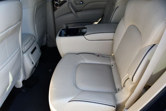 2022 INFINITI QX80 LUXE 4WD