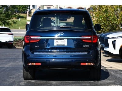 2022 INFINITI QX80 LUXE 4WD
