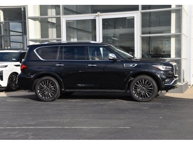 2024 INFINITI QX80 SENSORY 4WD