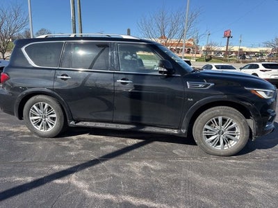 2019 INFINITI QX80 LUXE 4WD
