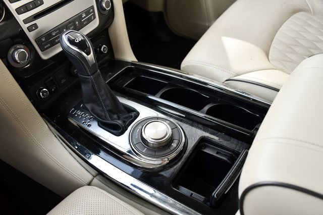 2019 INFINITI QX80 LUXE 4WD