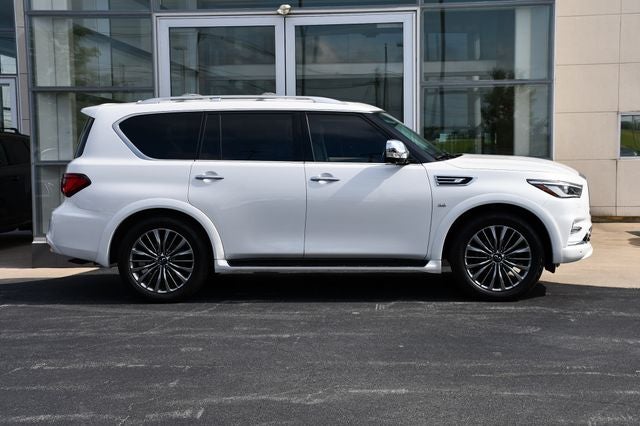 2019 INFINITI QX80 LUXE 4WD
