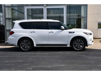 2019 INFINITI QX80 LUXE 4WD