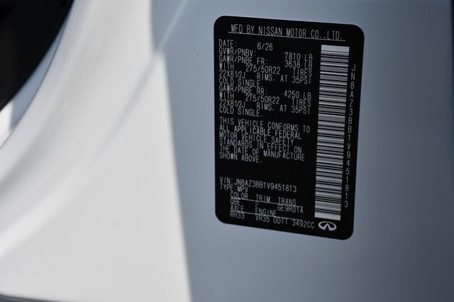 2027 INFINITI QX80 Luxe 4WD