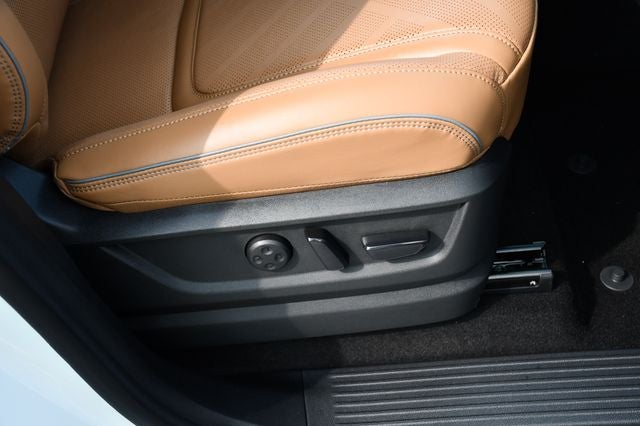 2027 INFINITI QX80 Luxe 4WD