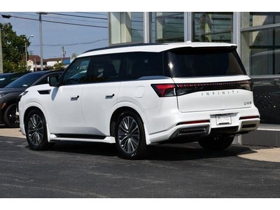 2027 INFINITI QX80 Luxe 4WD