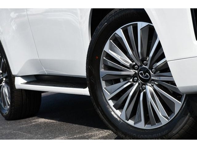 2027 INFINITI QX80 Luxe 4WD