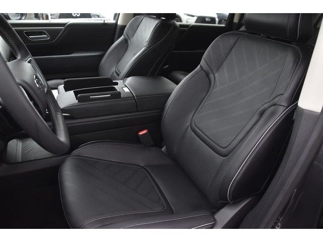 2026 INFINITI QX80 Luxe 4WD