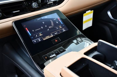 2027 INFINITI QX80 Luxe 4WD