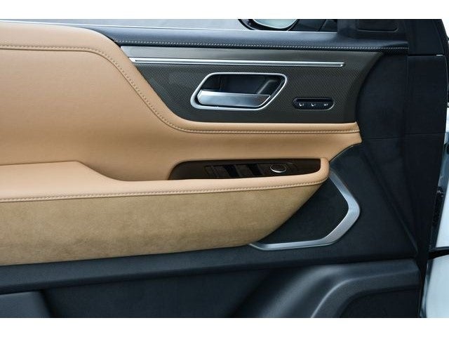 2027 INFINITI QX80 Luxe 4WD