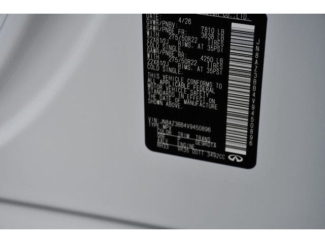 2027 INFINITI QX80 Luxe 4WD