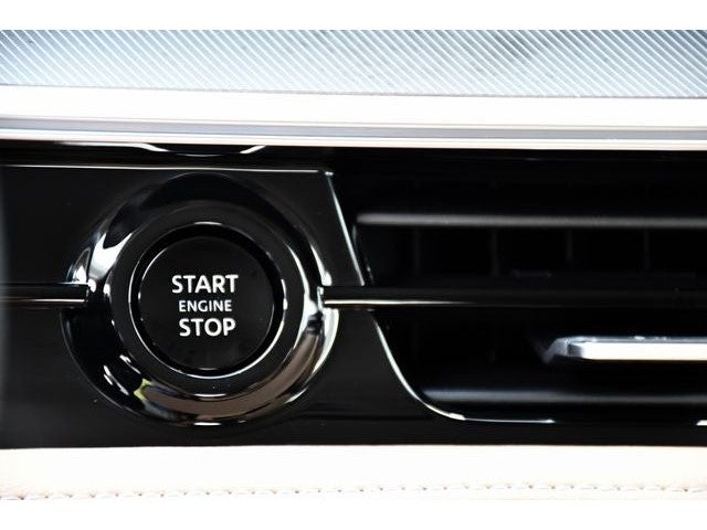 2027 INFINITI QX80 Luxe 4WD