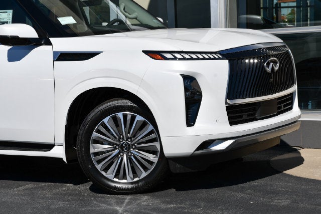 2027 INFINITI QX80 Luxe 4WD