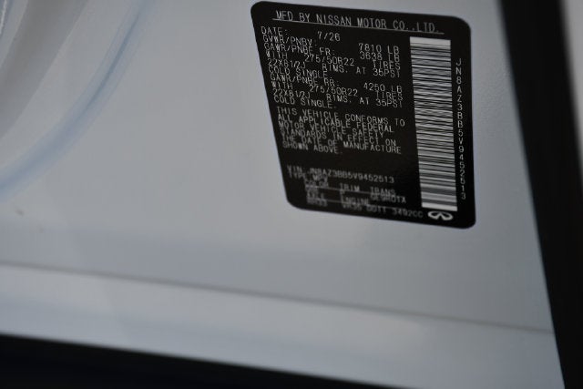 2027 INFINITI QX80 Luxe 4WD