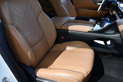 2027 INFINITI QX80 Luxe 4WD