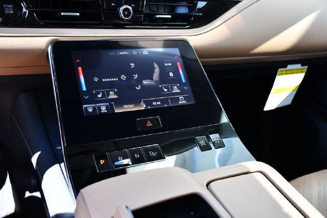 2027 INFINITI QX80 Luxe 4WD