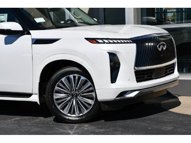 2027 INFINITI QX80 Luxe 4WD