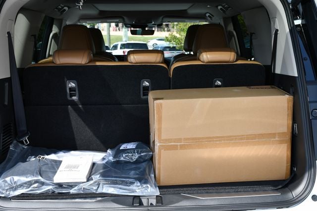 2027 INFINITI QX80 Luxe 4WD