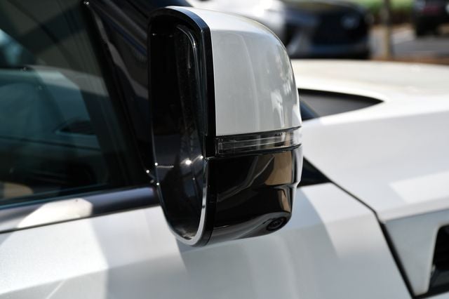 2027 INFINITI QX80 Luxe 4WD