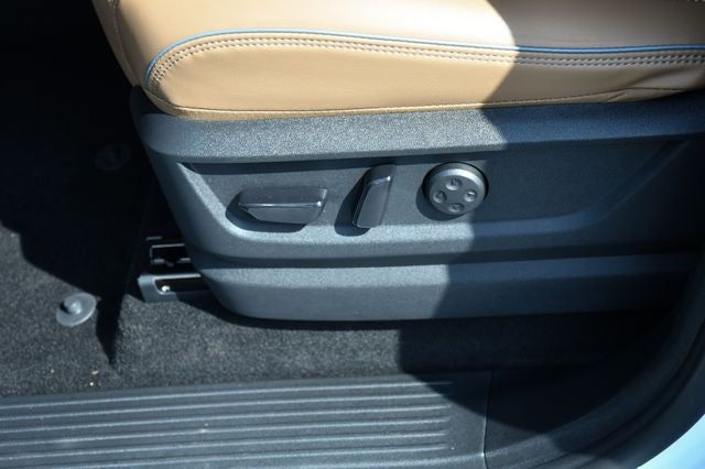 2027 INFINITI QX80 Luxe 4WD