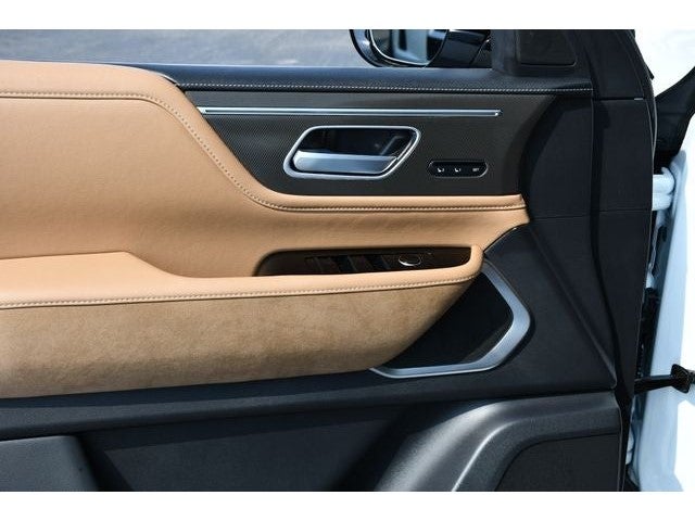 2027 INFINITI QX80 Luxe 4WD