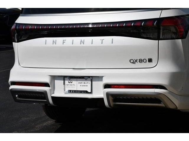 2027 INFINITI QX80 Luxe 4WD