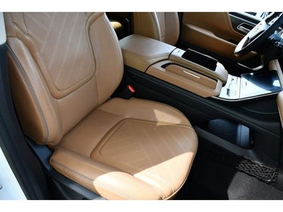 2027 INFINITI QX80 Luxe 4WD