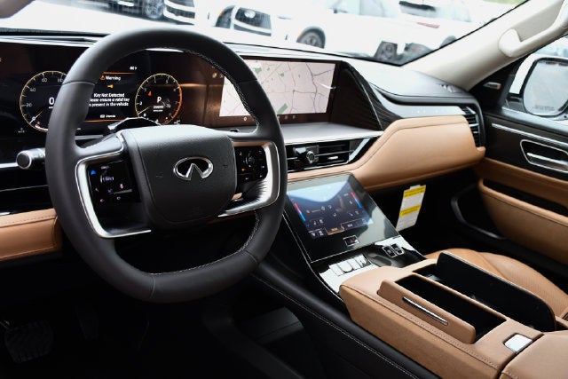 2027 INFINITI QX80 Luxe 4WD