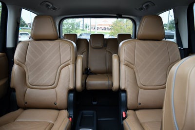 2027 INFINITI QX80 Luxe 4WD