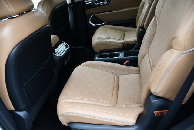 2027 INFINITI QX80 Luxe 4WD