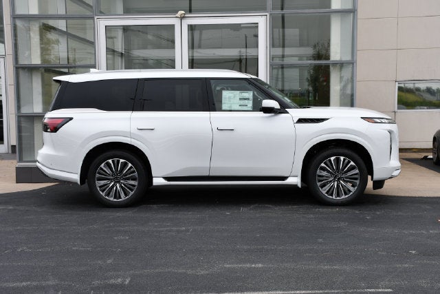 2027 INFINITI QX80 LUXE