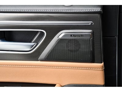 2027 INFINITI QX80 Luxe 4WD