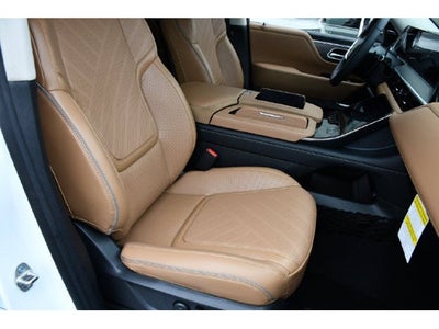 2027 INFINITI QX80 Luxe 4WD