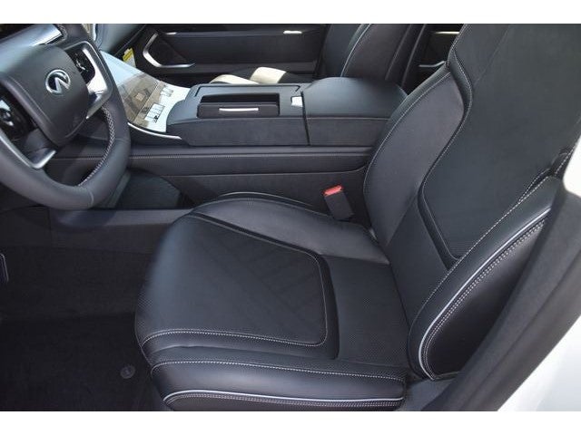 2026 INFINITI QX80 Luxe 4WD