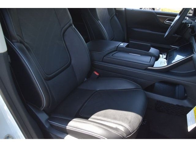 2026 INFINITI QX80 Luxe 4WD