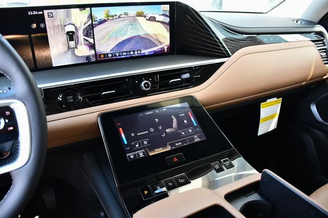 2027 INFINITI QX80 Luxe 4WD