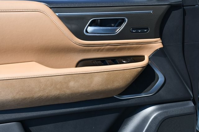 2027 INFINITI QX80 Luxe 4WD