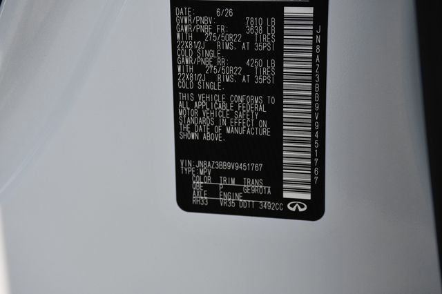 2027 INFINITI QX80 Luxe 4WD