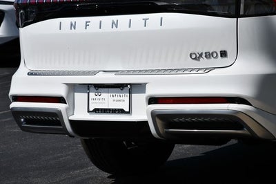 2027 INFINITI QX80 Luxe 4WD