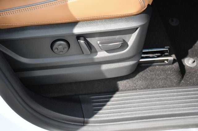 2027 INFINITI QX80 Luxe 4WD