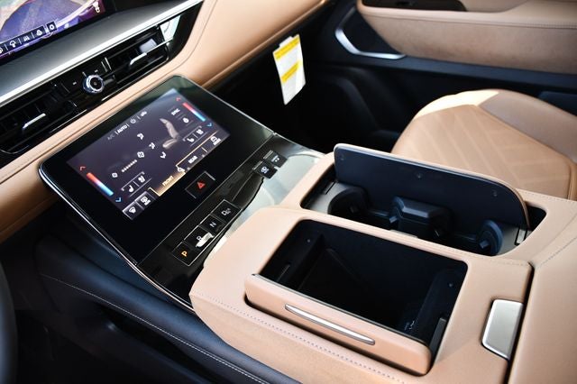 2027 INFINITI QX80 Luxe 4WD
