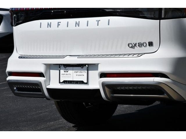 2027 INFINITI QX80 Luxe 4WD