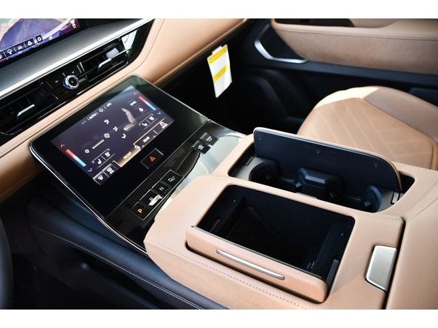 2027 INFINITI QX80 Luxe 4WD