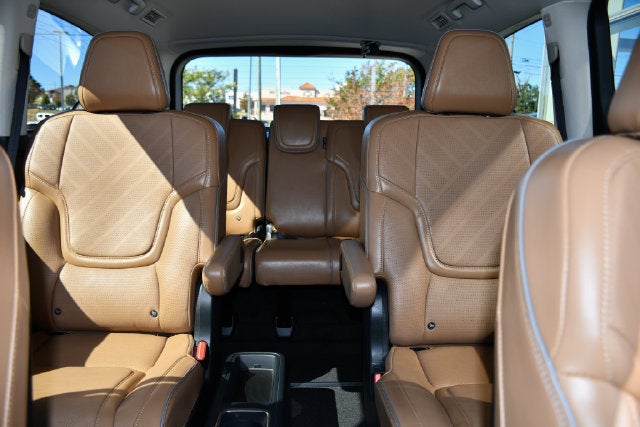 2027 INFINITI QX80 Luxe 4WD
