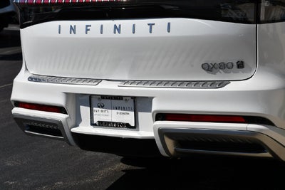 2027 INFINITI QX80 Luxe 4WD