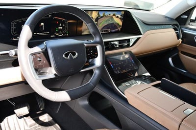 2025 INFINITI QX80 Luxe 4WD